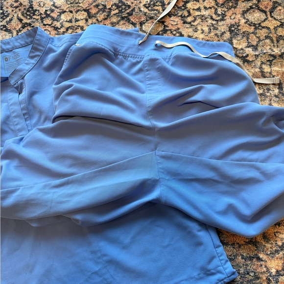 Figs Scrub Set - Picture 4 of 5